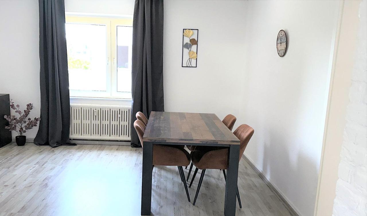Theox Apartment No 8 - 90Qm Mit 2 Schlafzimmern Und 5 Betten Duisburg Exterior photo